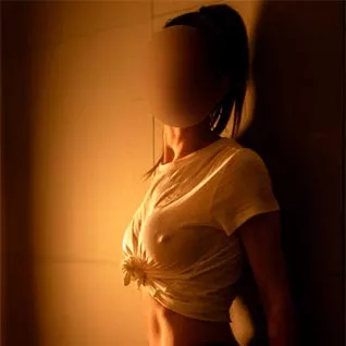 Triana - Masajes eróticos en Madrid